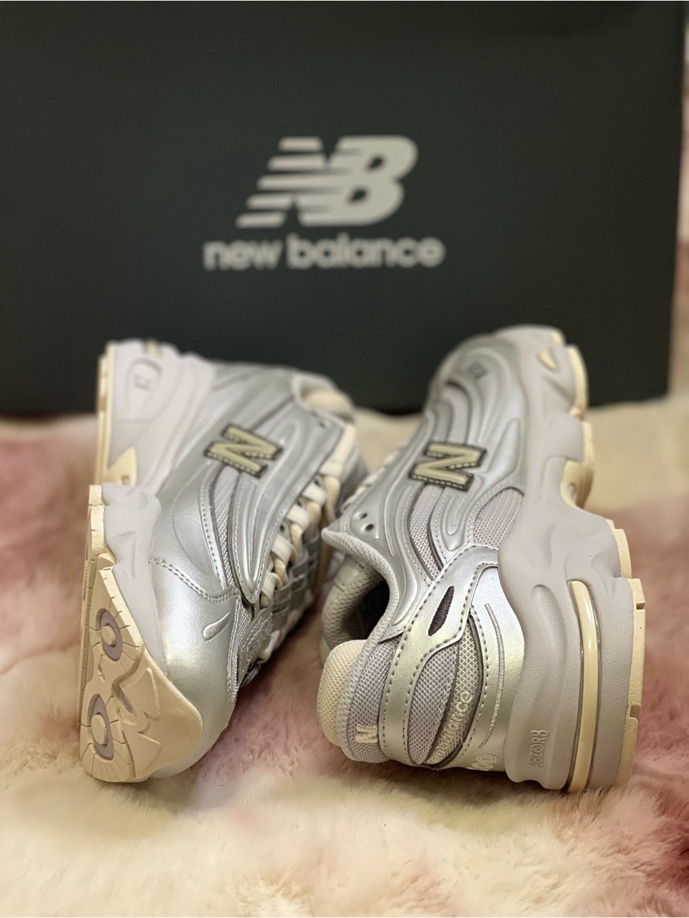 New Balance Women's Metallic Silver and Cream 1000 Series Sneakers - Picture 3 of 10